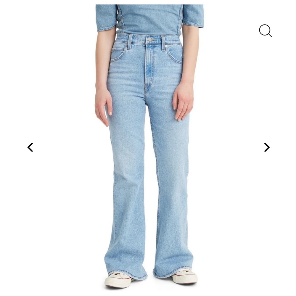 Levi’s 70’s high rise flare